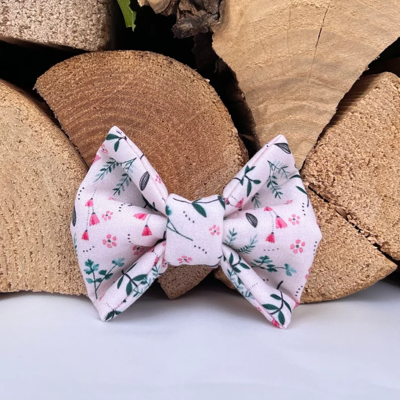 Soft Pink Floral Dog Collar, Bow & Lead Set Hunter & Co.
