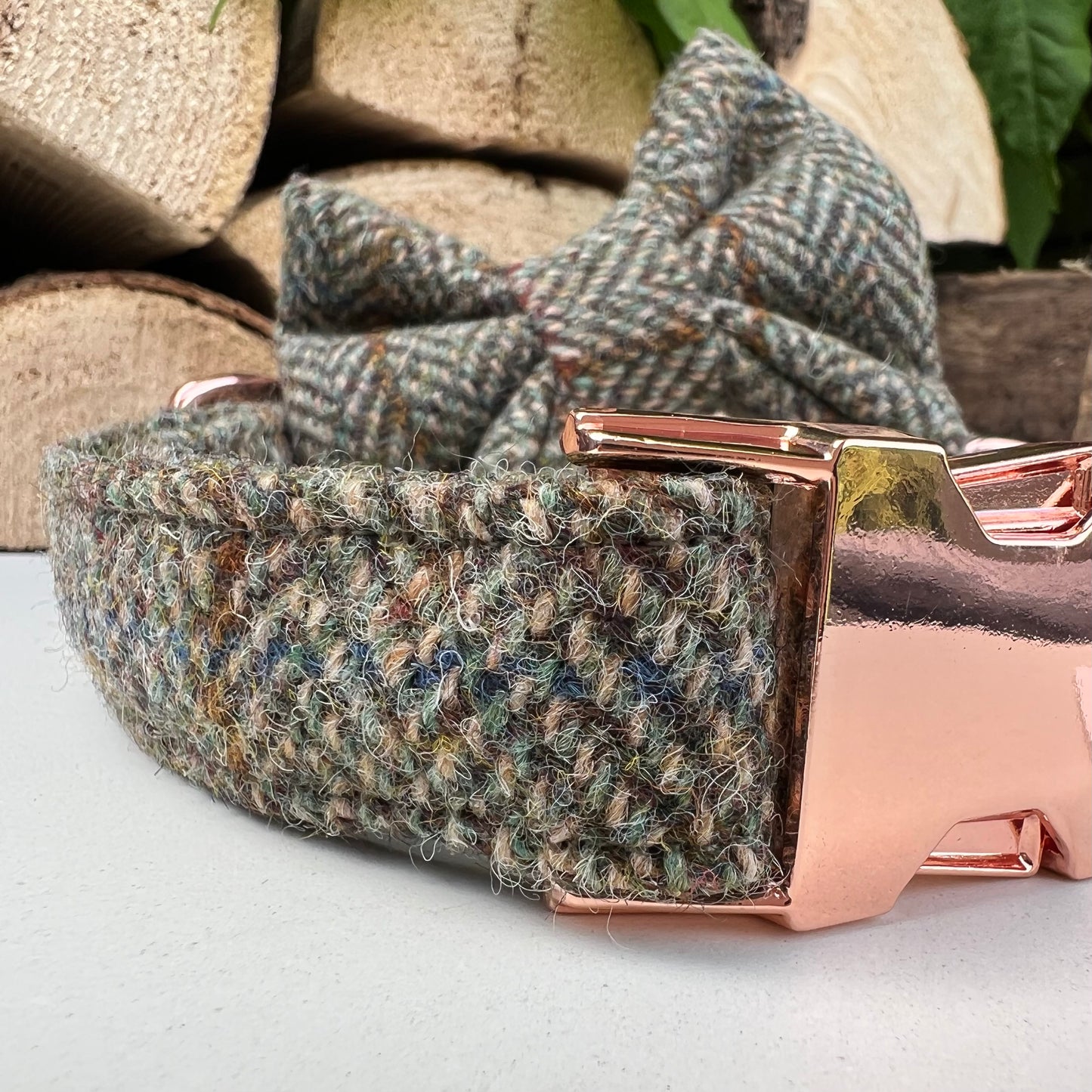 Harris Tweed® Heritage Khaki Green Herringbone Dog Collar Bow & Lead Set Hunter & Co.