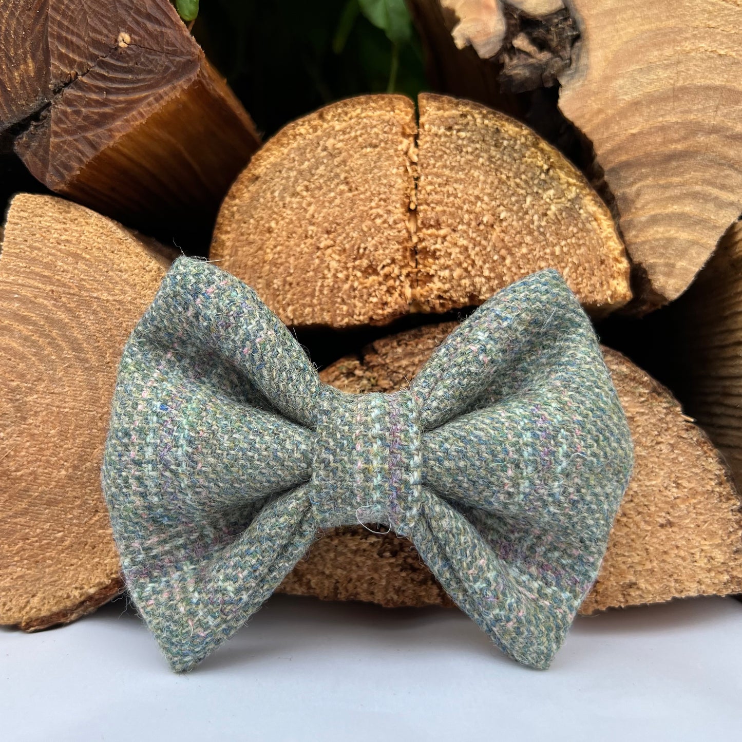 Meadow Green Tweed Dog Collar Bow & Lead Set Hunter & Co.