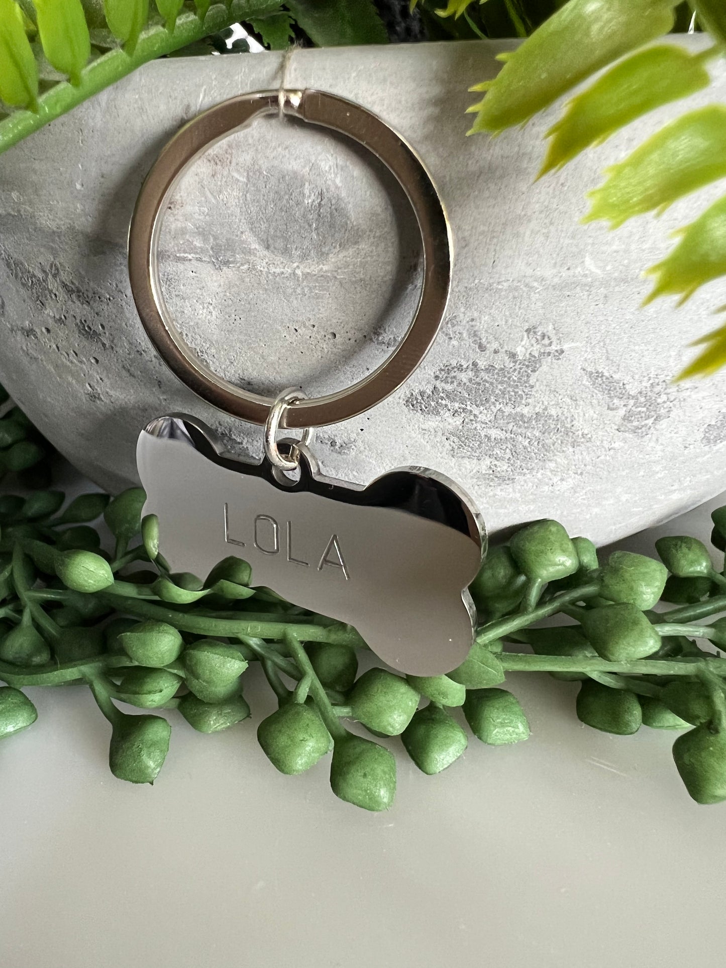 Bone Silver Dog ID Tag | Premium Thick Engraved Steel | 4cm Dog Identification Tags Hunter & Co.